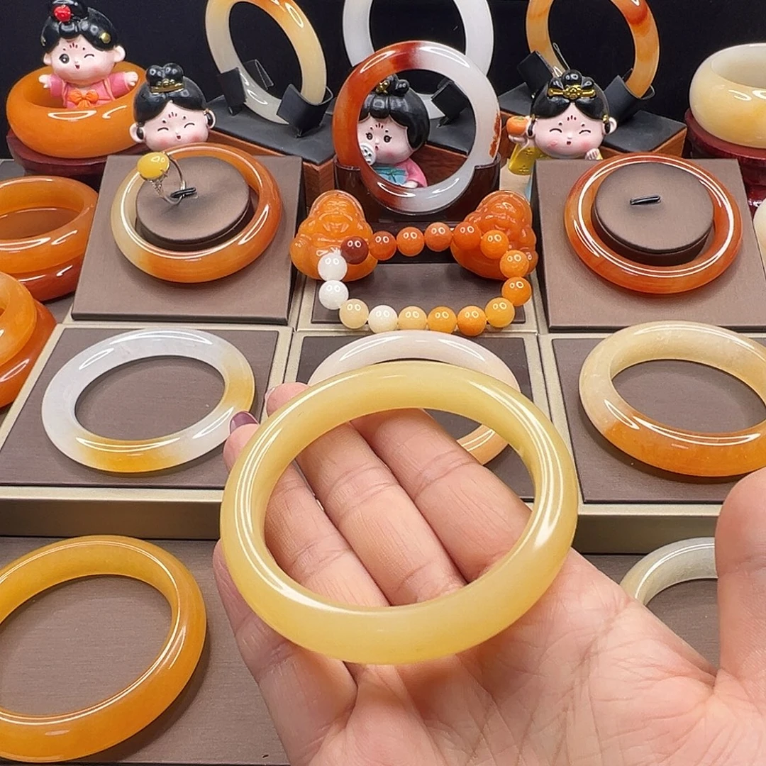 石英质玉（黄龙玉）未镶嵌手镯包容福利58