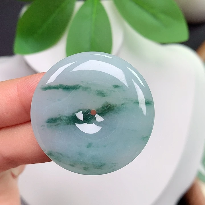 翡翠未镶嵌颈饰平安扣 35.6x6.0mm