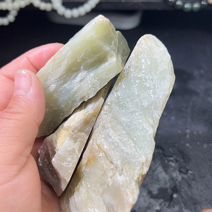 和田玉（糖玉）足银镶嵌车挂