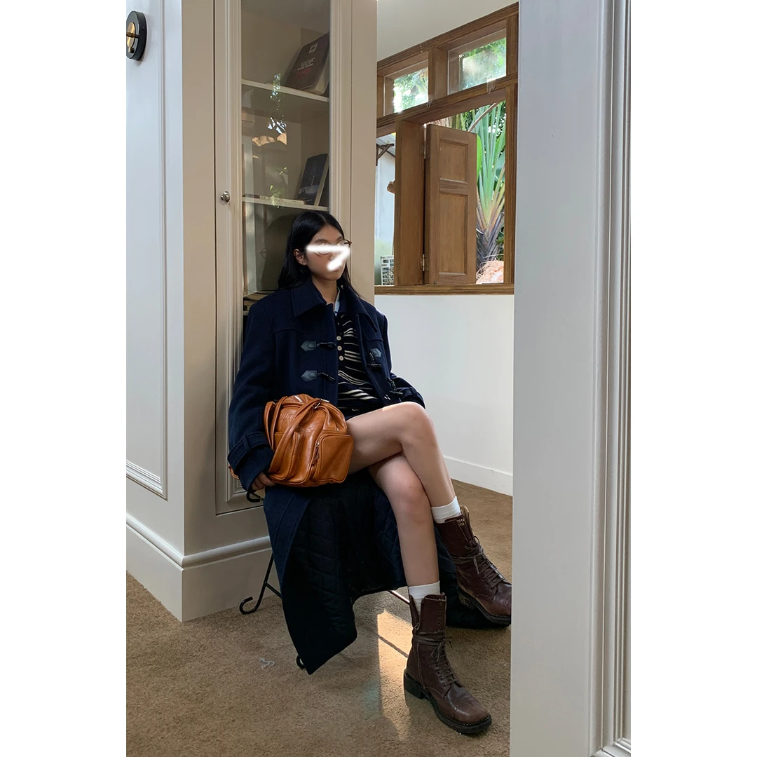 女秋冬高级感牛角扣2024新款呢子长款夹棉毛呢外套女kk-01001