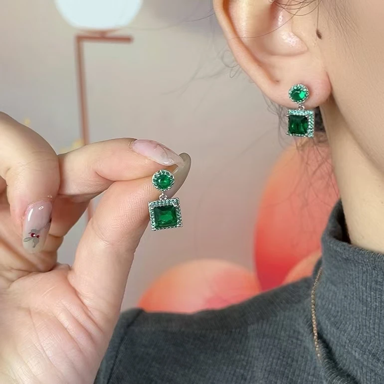 铜合金合成锆石耳饰 镶嵌耳环气质轻奢时尚百搭绿色复古精致064