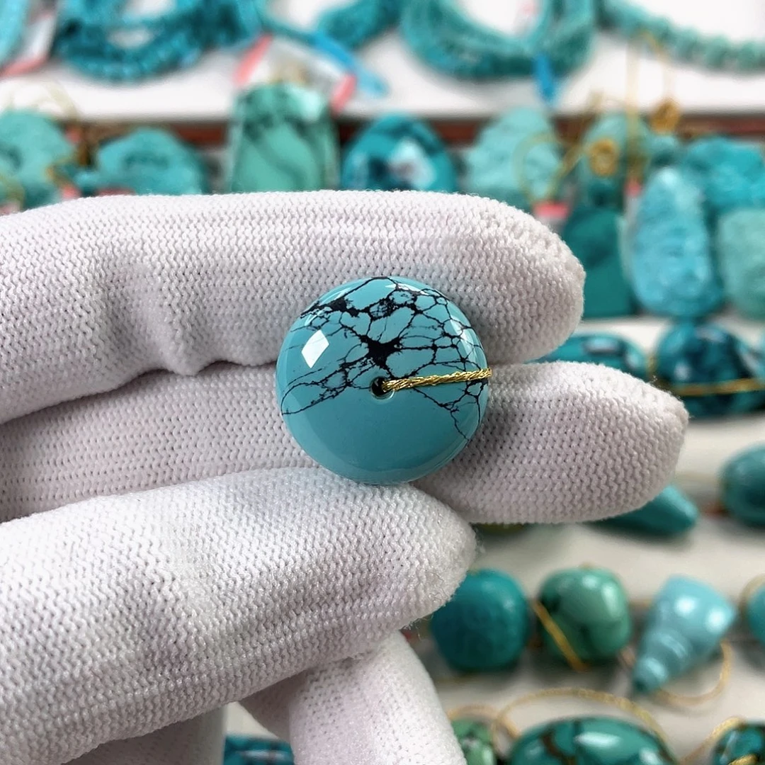 绿松石未镶嵌车挂