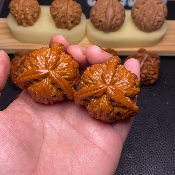 把件文玩核桃菩*工艺三棱