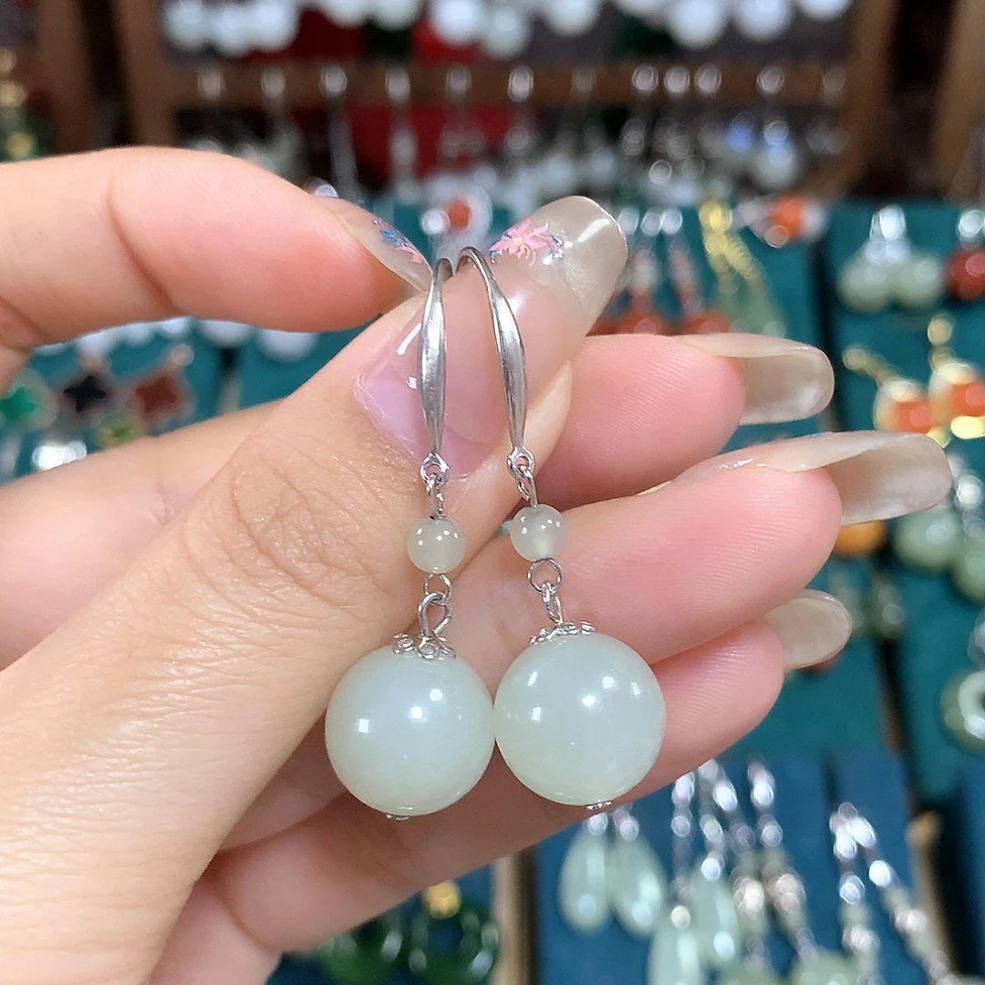 和田玉耳饰银S925镶嵌天然和田玉（暖白）12mm左右