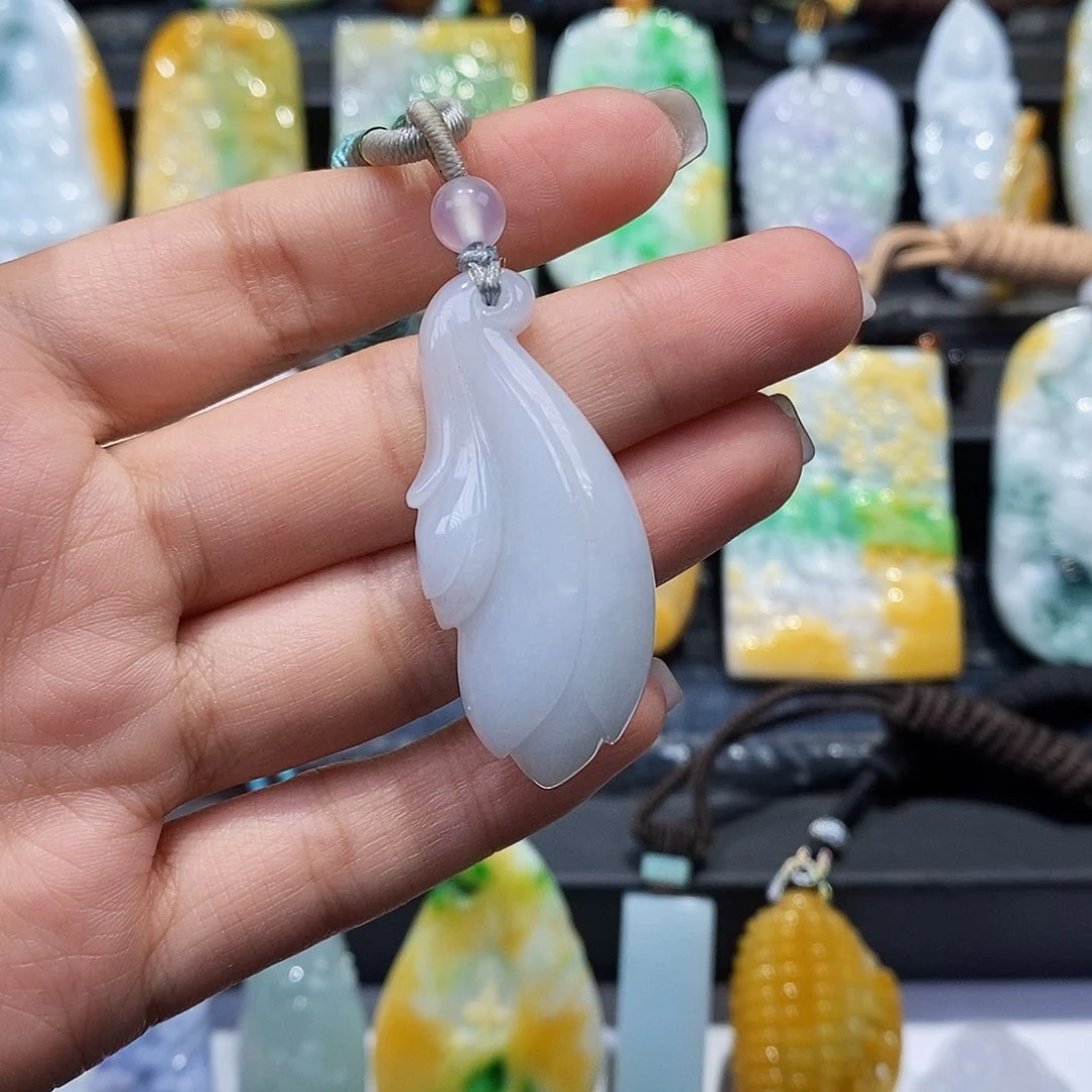 翡翠未镶嵌颈饰天然翡翠A货