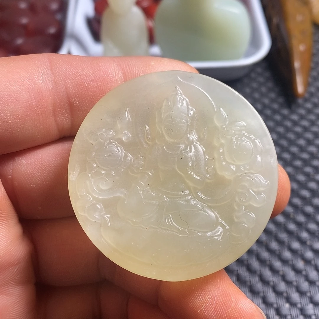 岫玉未镶嵌珠宝奇石