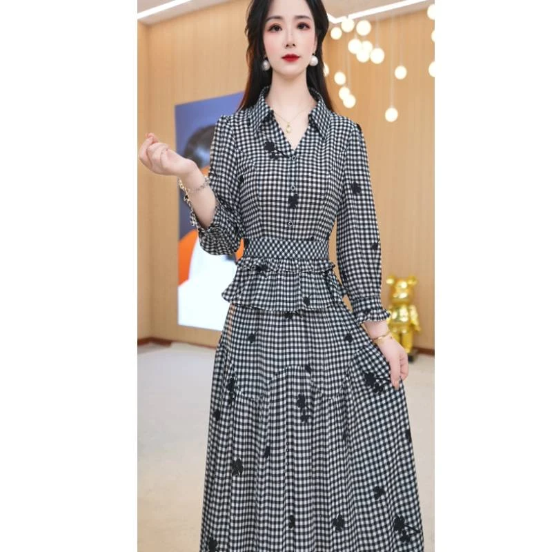 【上下两件套】早秋新款翻领格子时尚显瘦中长款连衣裙M-4XL