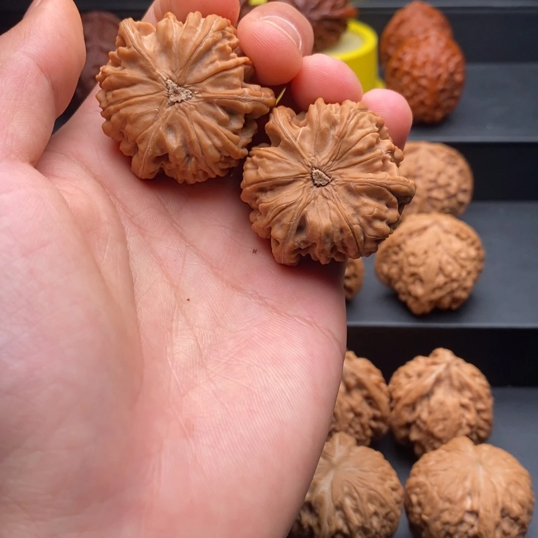 把件文玩核桃s*e御龙球奔38