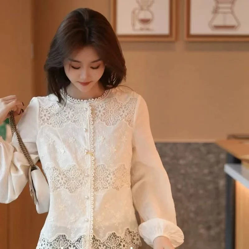 蕾丝上衣女长袖2025春季新款甜美花边装饰法式白衬衫洋气百搭衬衣