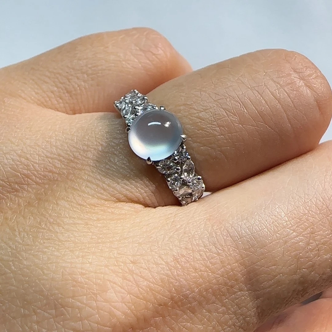 翡翠18K金镶嵌戒指戒指