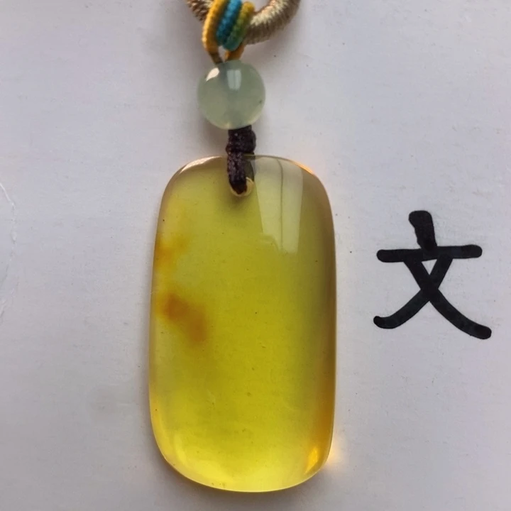 未镶嵌琥珀珠宝奇石15
