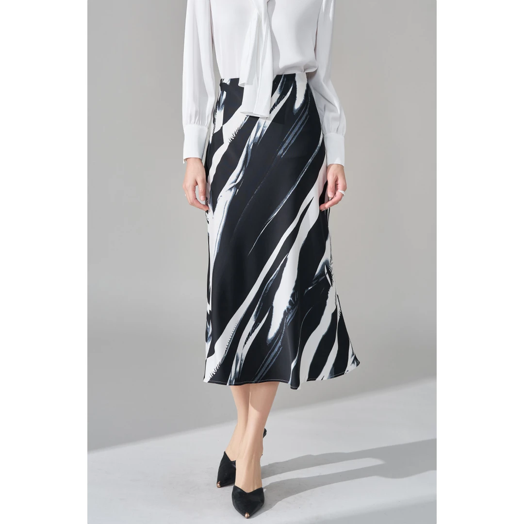 米思阳时尚气质设计感百搭开叉半身裙高腰显瘦裙子女5M25AI5309