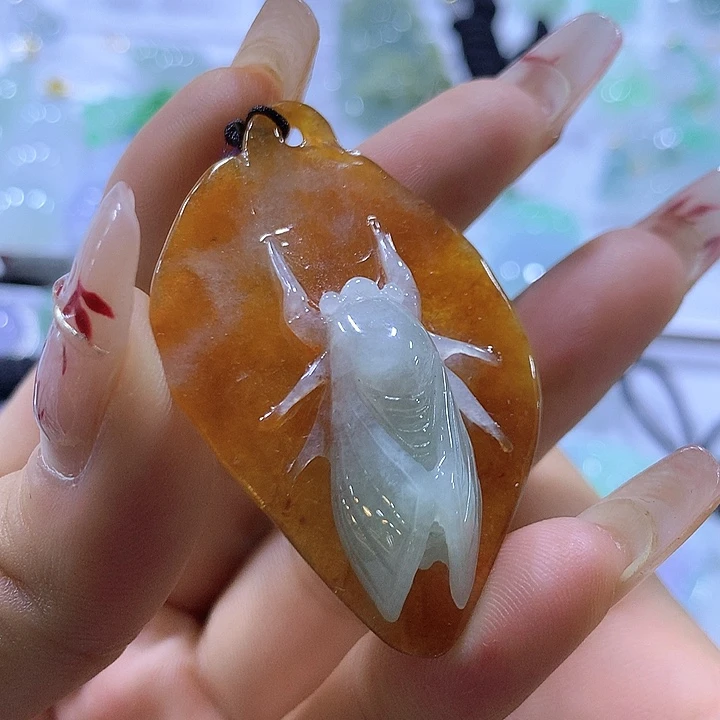 翡翠未镶嵌颈饰天然翡翠A货吊坠