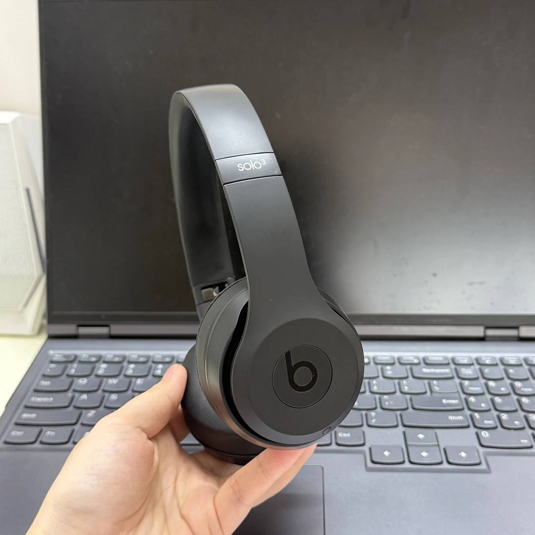 95新  BEATS solo3 头戴式耳机无线蓝牙耳机黑色音乐无包装