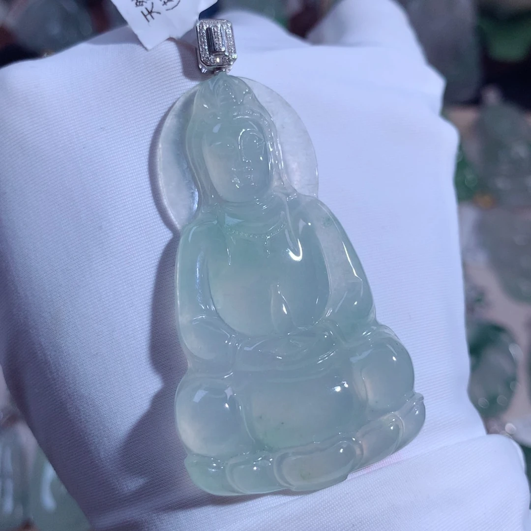 翡翠颈饰未镶嵌观音