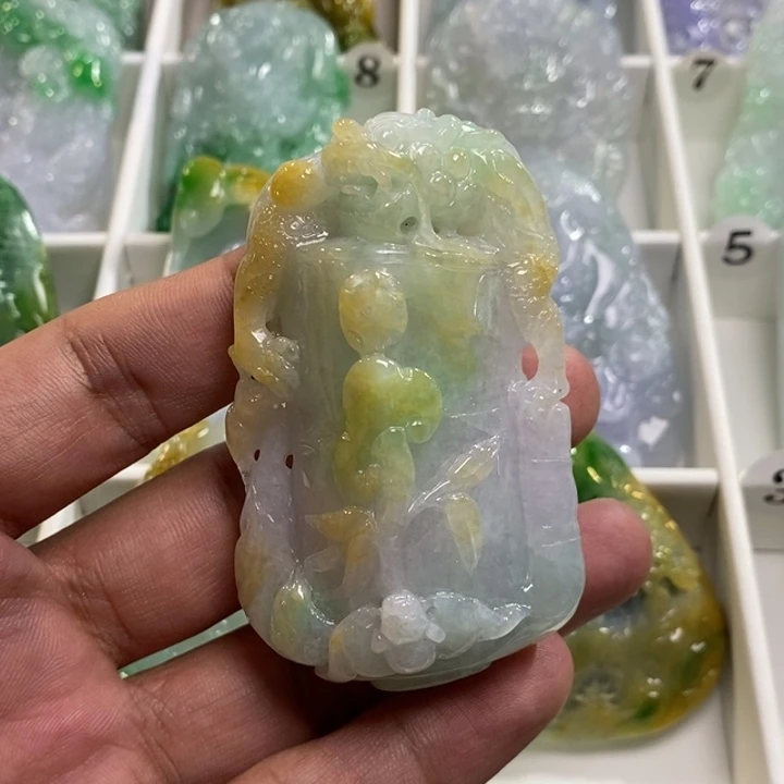 颈饰未镶嵌翡翠竹节龙