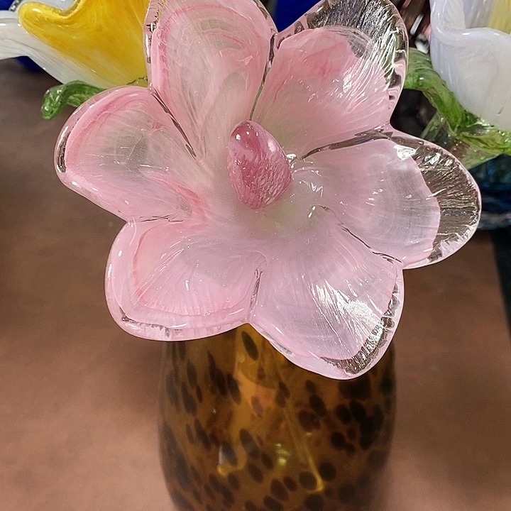 百合花高35厘米宽10厘米