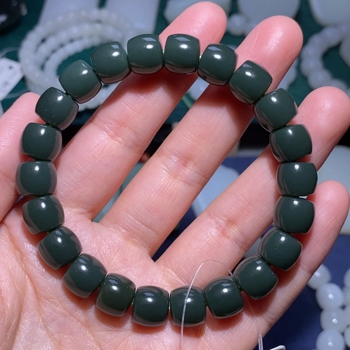 和田玉颈饰未镶嵌塔青一细 卡10