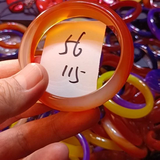 玛瑙/玉髓手镯未镶嵌