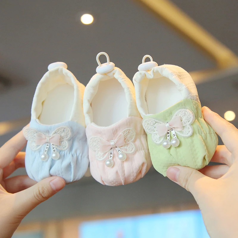 0-1岁宝宝春秋单鞋透气轻薄款婴儿步前鞋学走路外穿布鞋不掉防滑