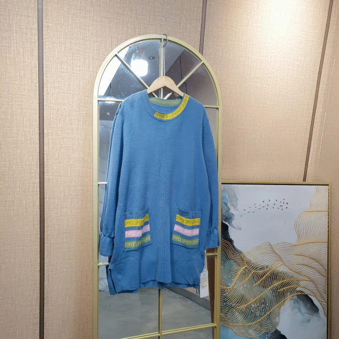 AE969孕妇蓝色针织衫