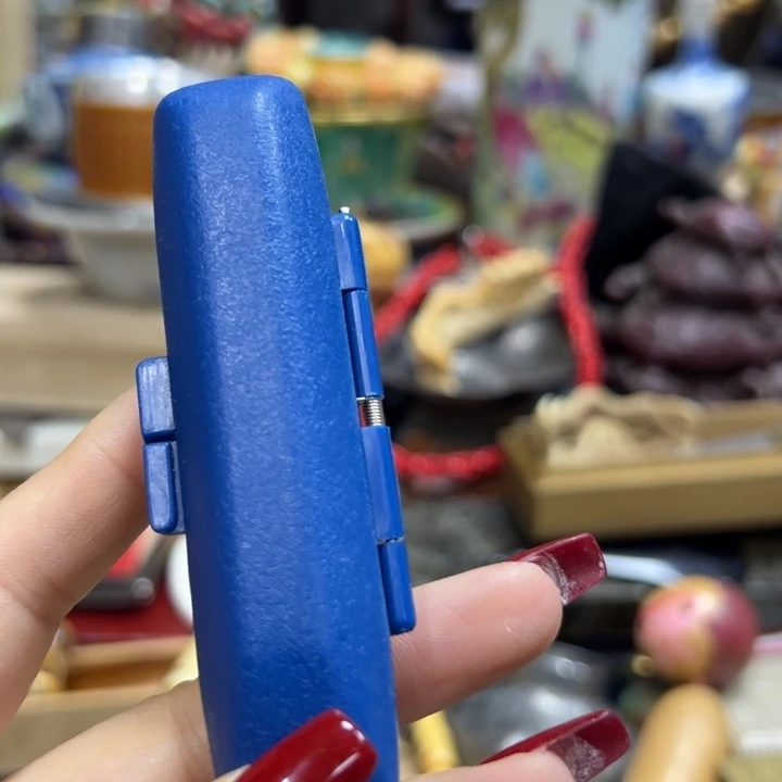 塑料中古美术工艺品