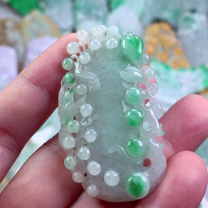 吊坠(不含链)未镶嵌翡翠