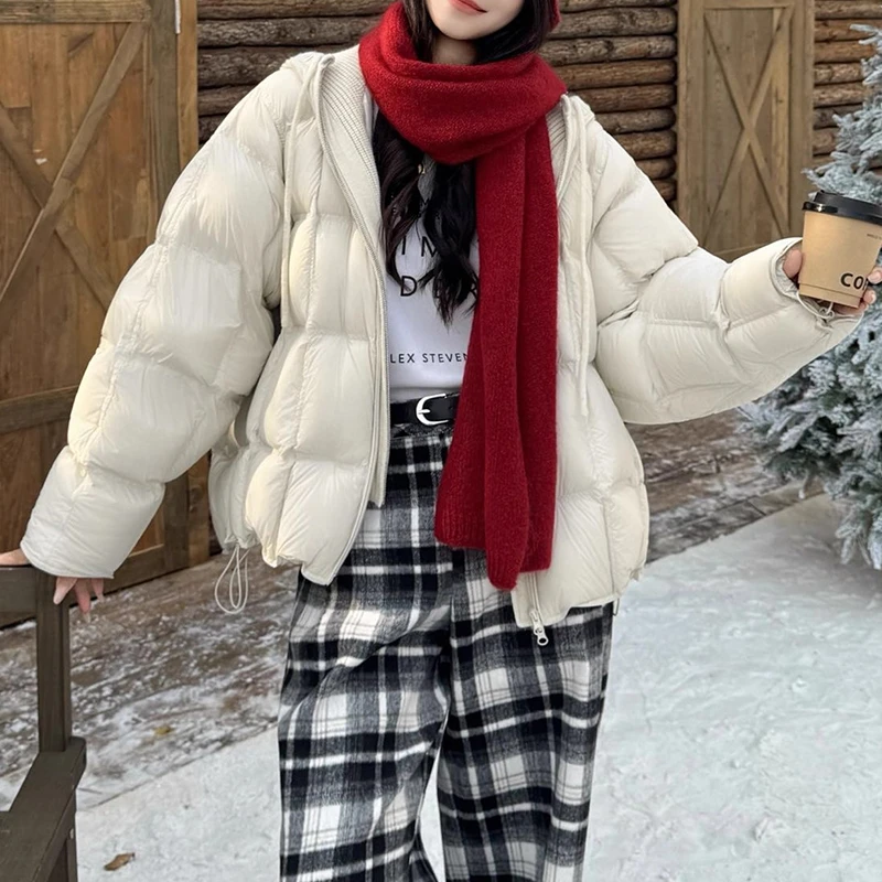 方格绗缝连帽棉服2026冬季宽松剪裁软绵质感日常通勤穿搭舒适