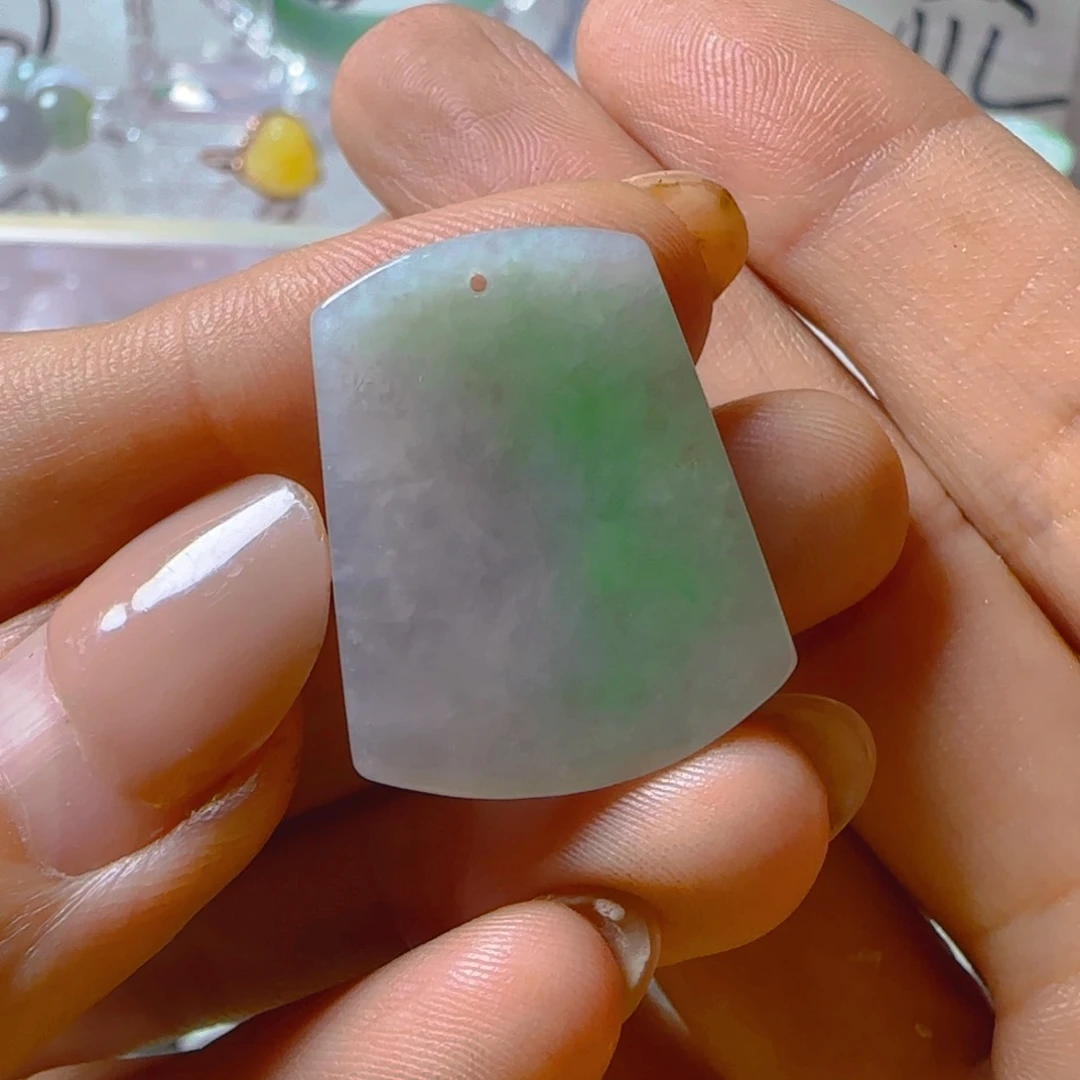 翡翠未镶嵌颈饰翡翠68