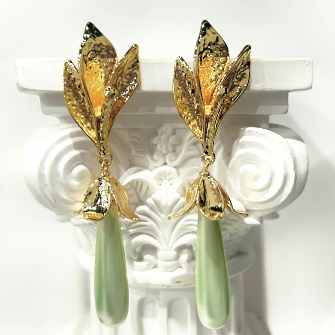 铜合金仿珍珠耳饰  4314西洋中古风 vintage复古金色花朵青绿耳环