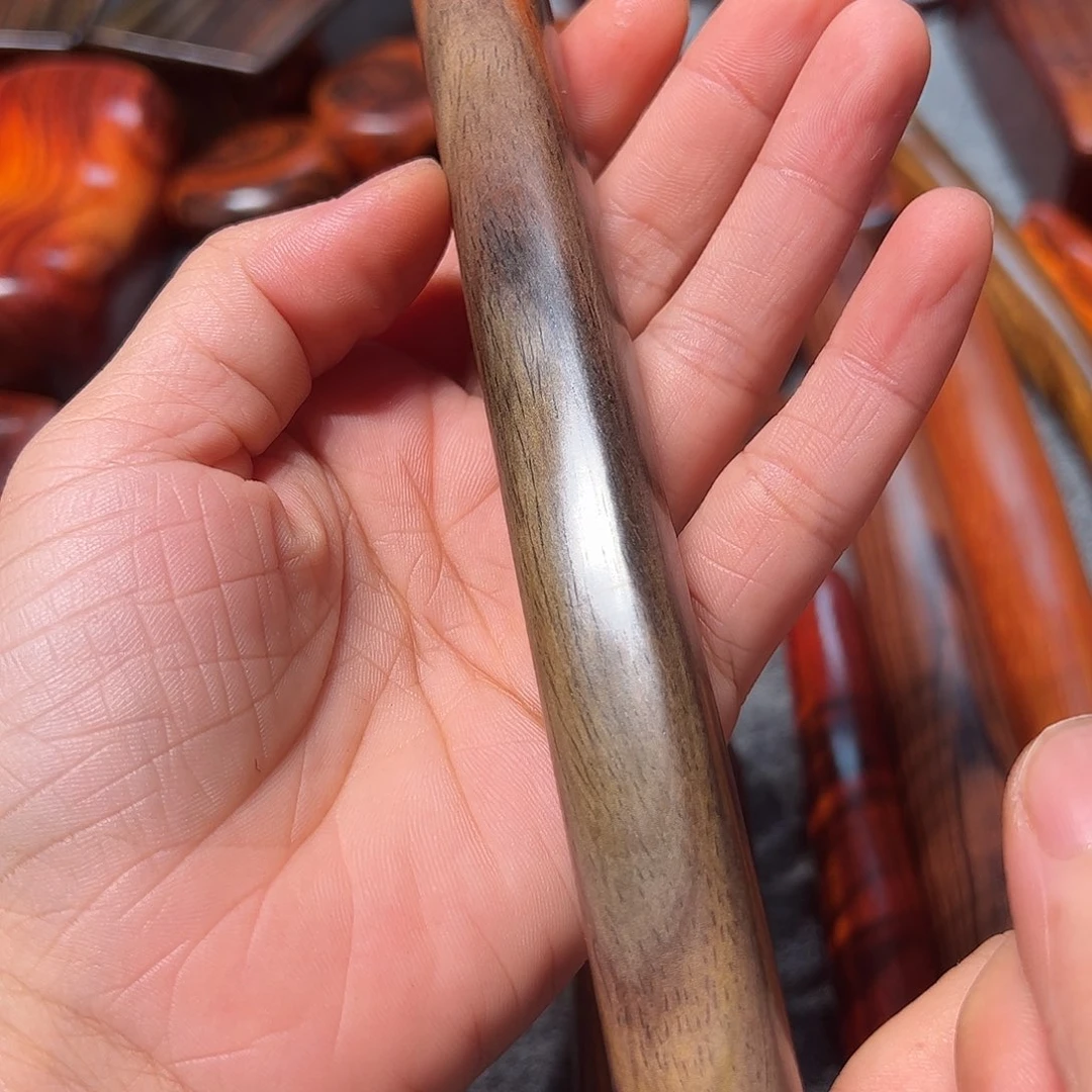 般***心交趾黄檀（大红酸枝）