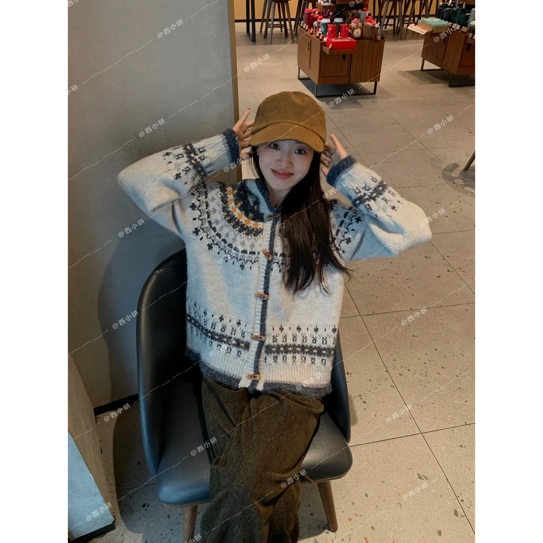 XXY【牛角扣费尔岛】900G加厚 羊毛混纺 提花韩版慵懒风连帽针织衫