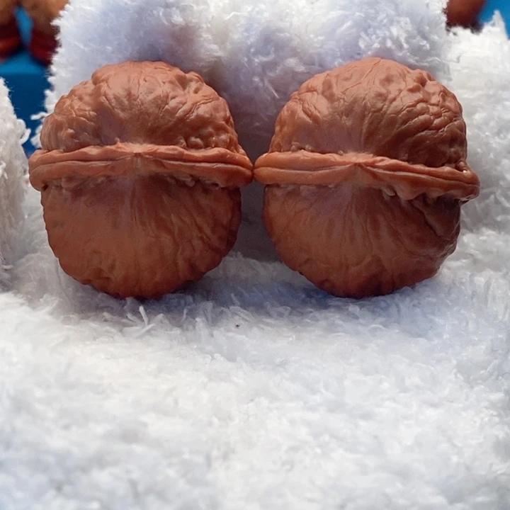 核桃精品文玩核桃手捻红玛瑙