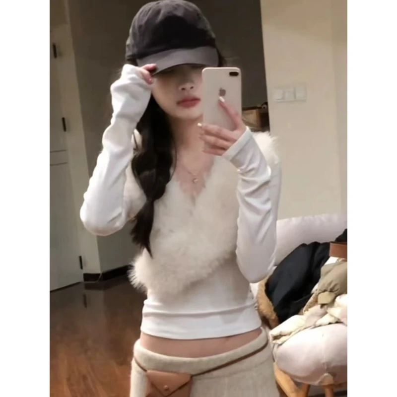 【现货】美式辣妹毛绒V领内搭修身t恤秋冬款修身显瘦打底衫女上衣潮