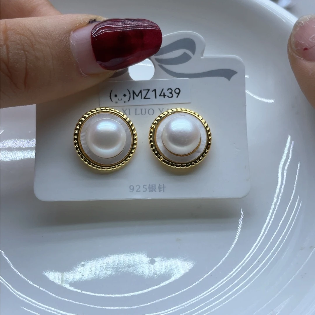 银S925镶嵌淡水珍珠耳饰