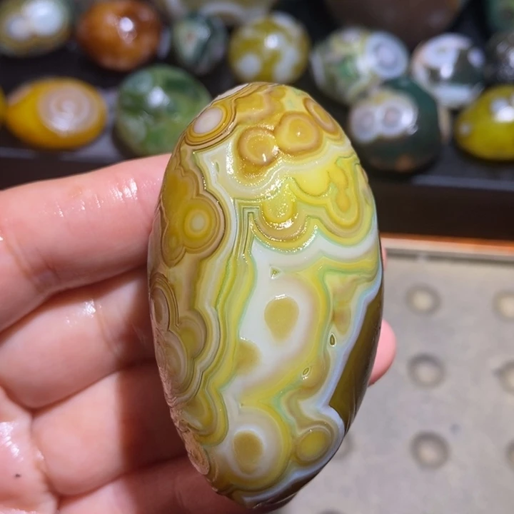 玛瑙/玉髓未镶嵌珠宝半成品