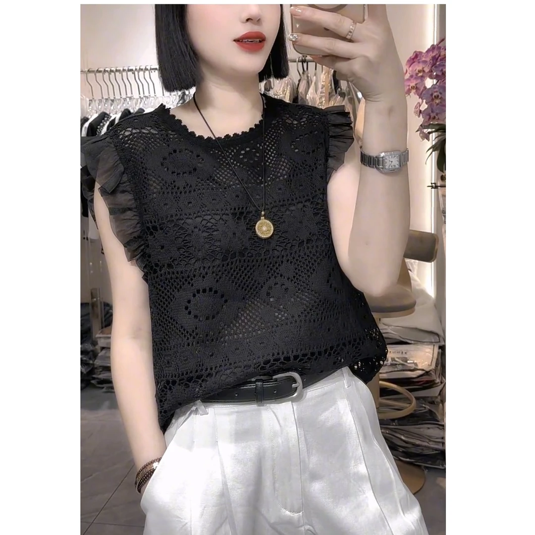法式黑色小飞袖上衣女2025新款夏设计感镂空独特气质巨好看的小衫