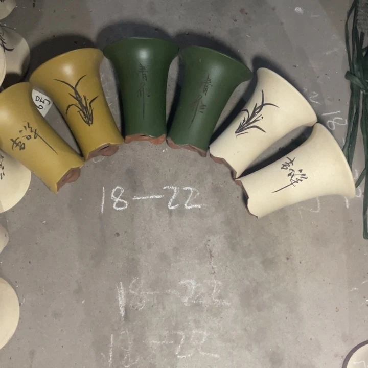 学生在宿舍周三周四