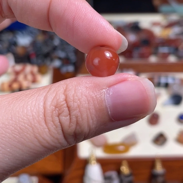 南红玛瑙未镶嵌颈饰81