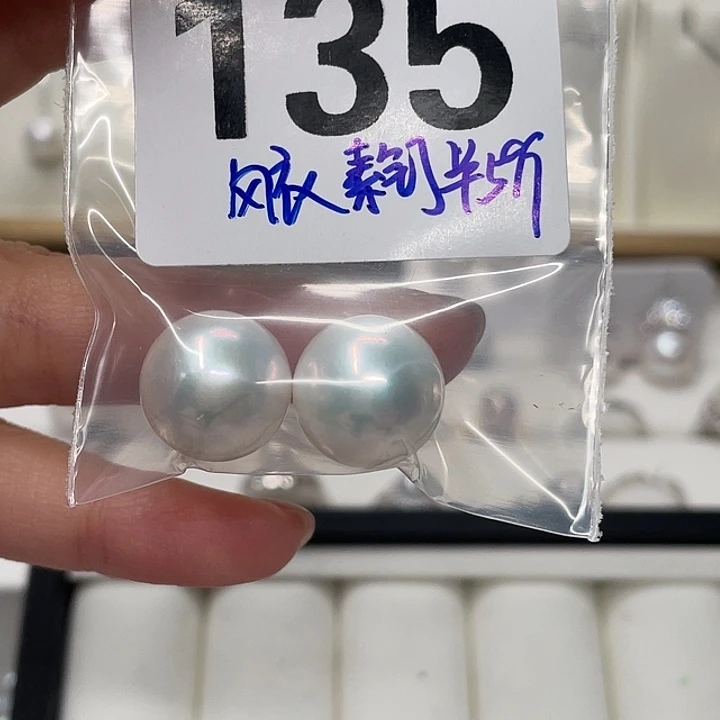 婺***衣足银13.9mm银蓝耳钉定制no退换