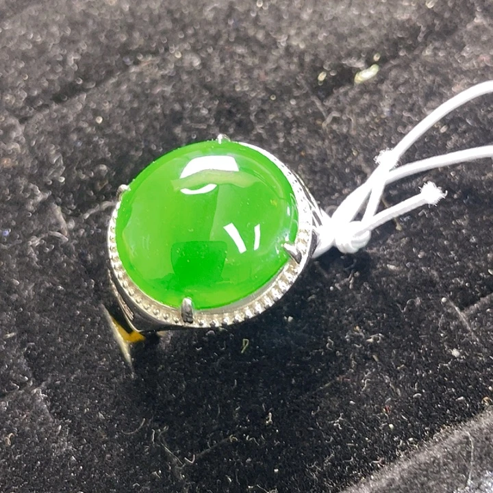 翡翠未镶嵌颈饰47