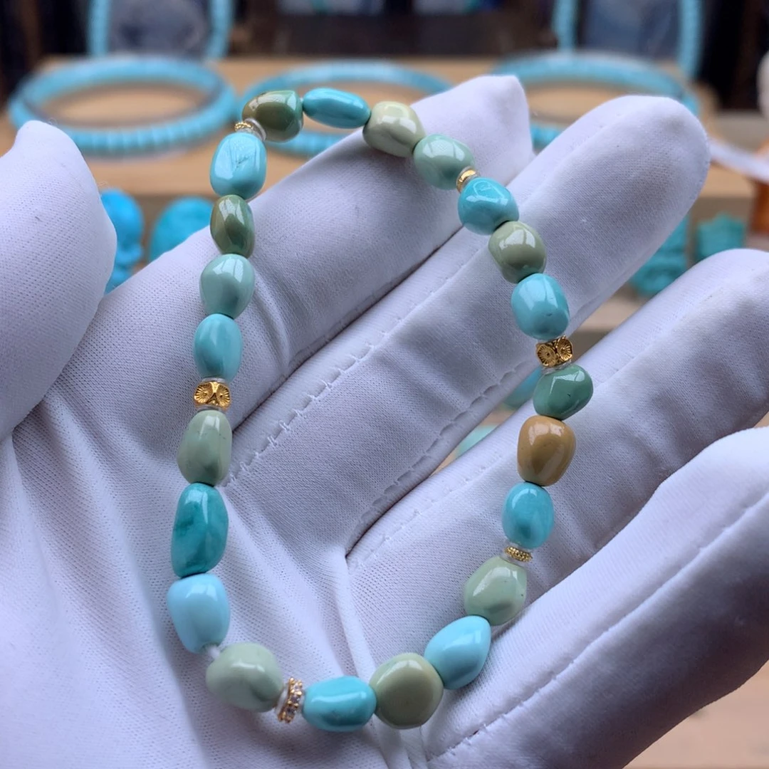 绿松石未镶嵌珠宝奇石