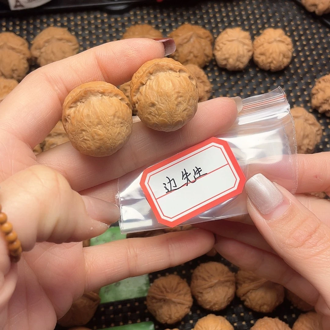 文玩核桃吊坠边**?28尺小佛肚