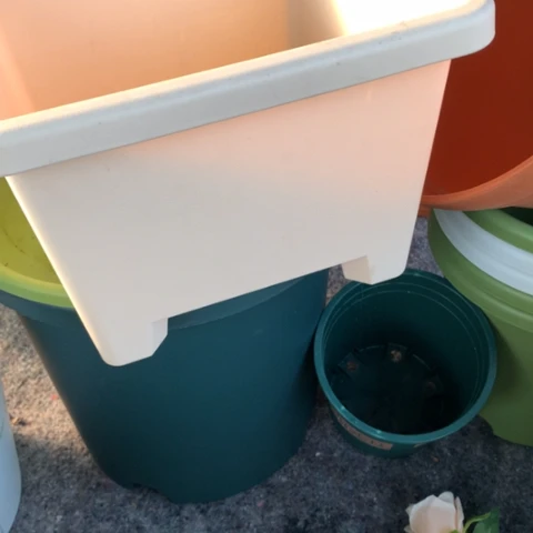 红陶4个米色球根无托方形