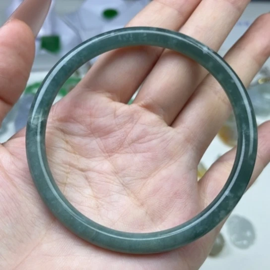 翡翠未镶嵌吊坠(不含链)天然翡翠A货