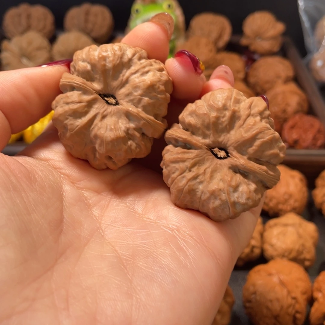 南***￡手串/手链核桃蛤蟆38全