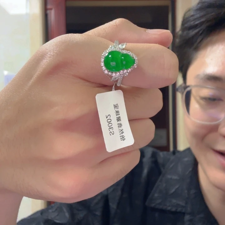 翡翠银S925镶嵌颈饰戒指