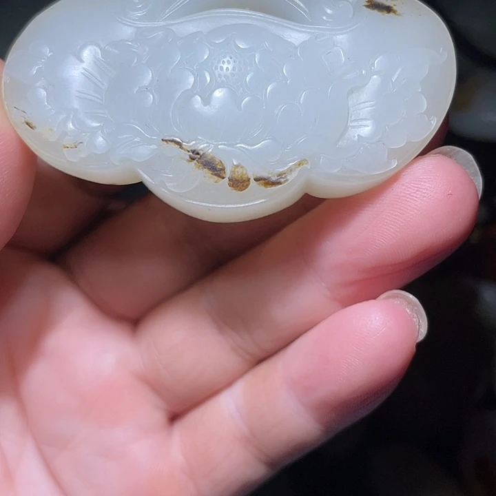 甜***粉和田玉（白玉）未镶嵌颈饰