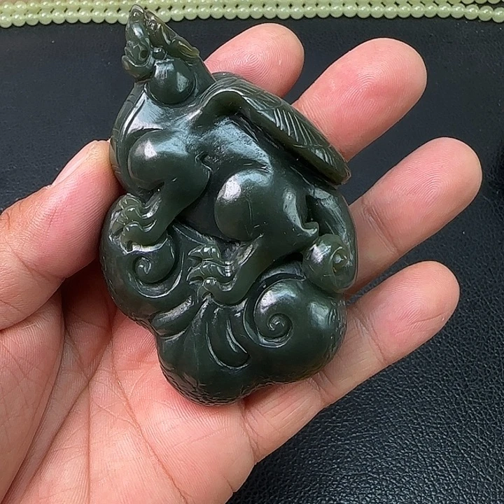 未镶嵌和田玉把件