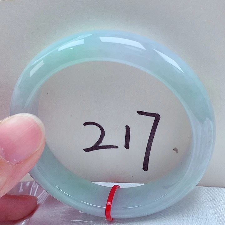 翡翠未镶嵌手镯翡翠